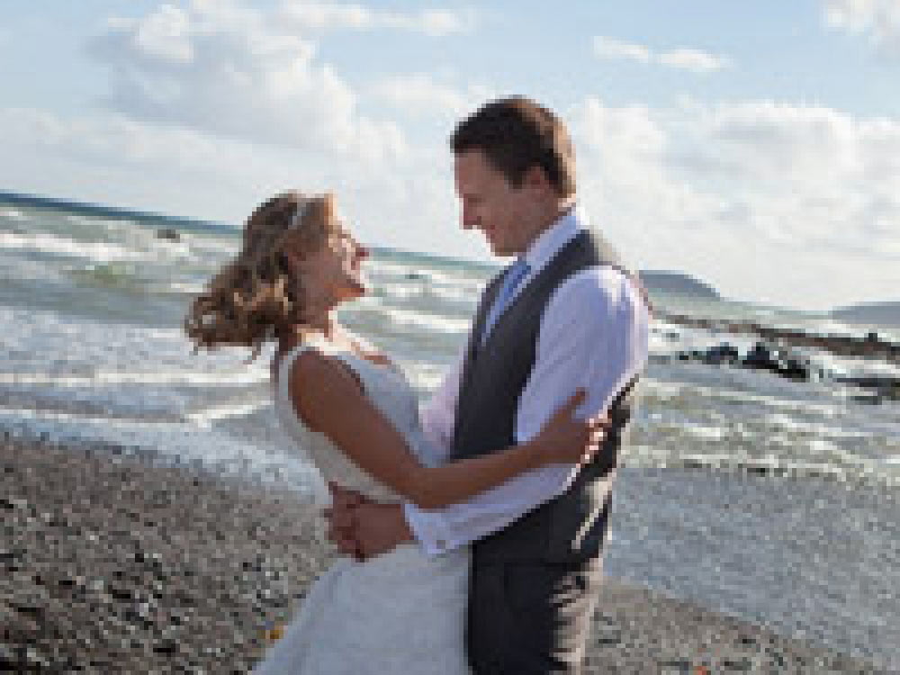 Real Wedding at Seaton Beach Cafè, Devon