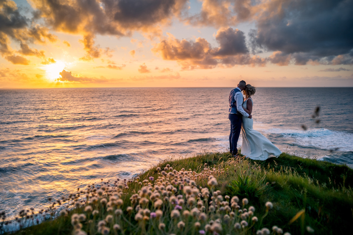 Coastal elopements and ceremony-only weddings at Ocean Kave