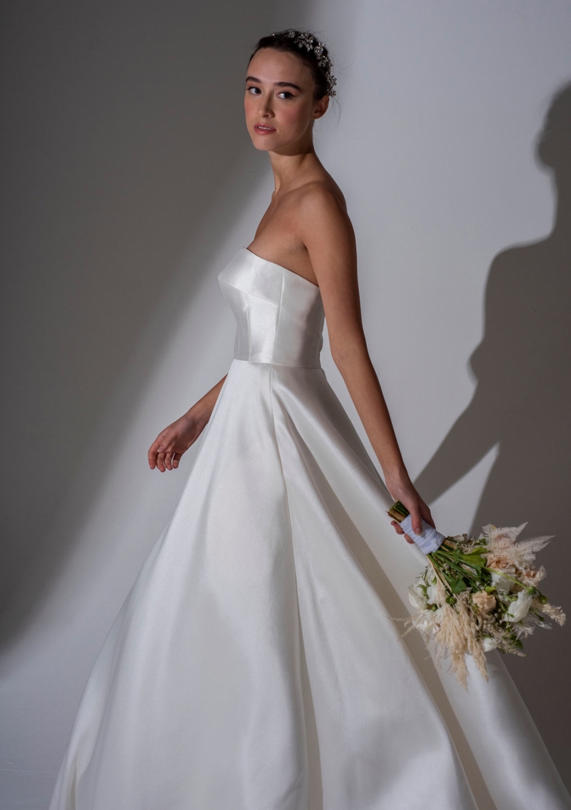 Freda Bennet wedding dresses