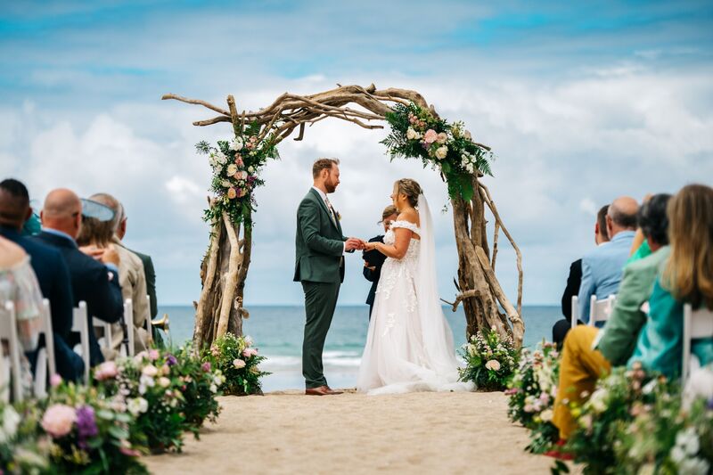 Wedding flowers Blossom & Kelp