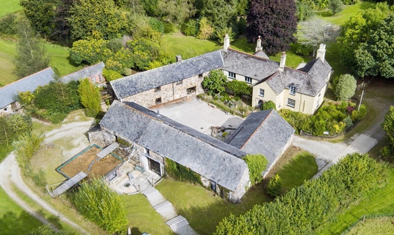 Rumleigh Farm - small_RumleighFarmWeddingVenueDevonImage-26-04-2021-at-13.05.jpg