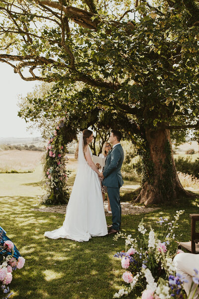 Avalen Farm - small_WeddingVenuesCornwallAvalenJennyandSam235.jpg