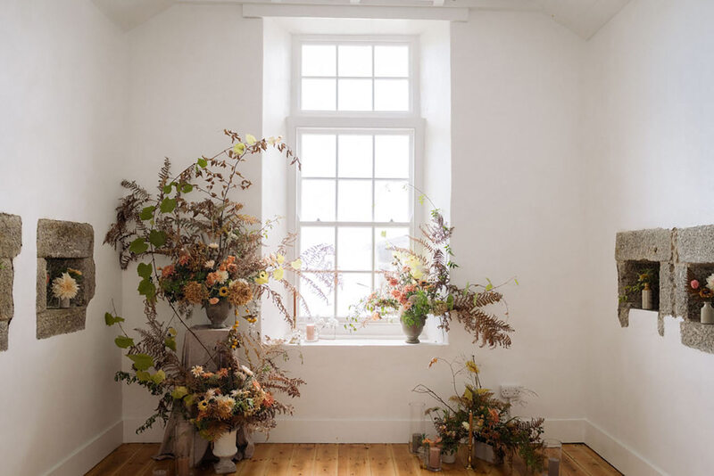 Small WeddingVenuesCornwallStIvesIslandBlockHouseChapelNOT FOR SOCIALS LyraMothPhotography TheStIvesBlockhouse 38