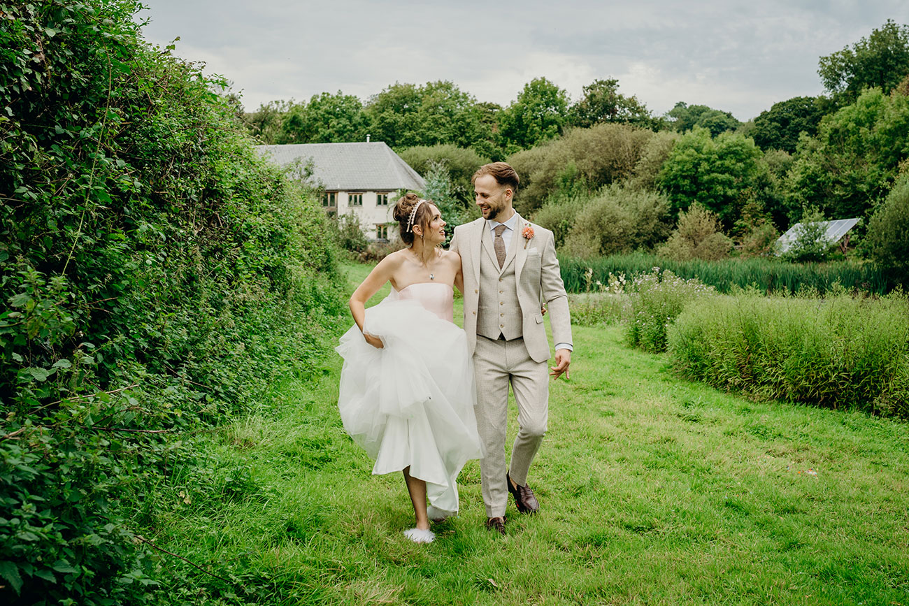 Deer Farm Tipi Wedding Rebecca And Tom 404
