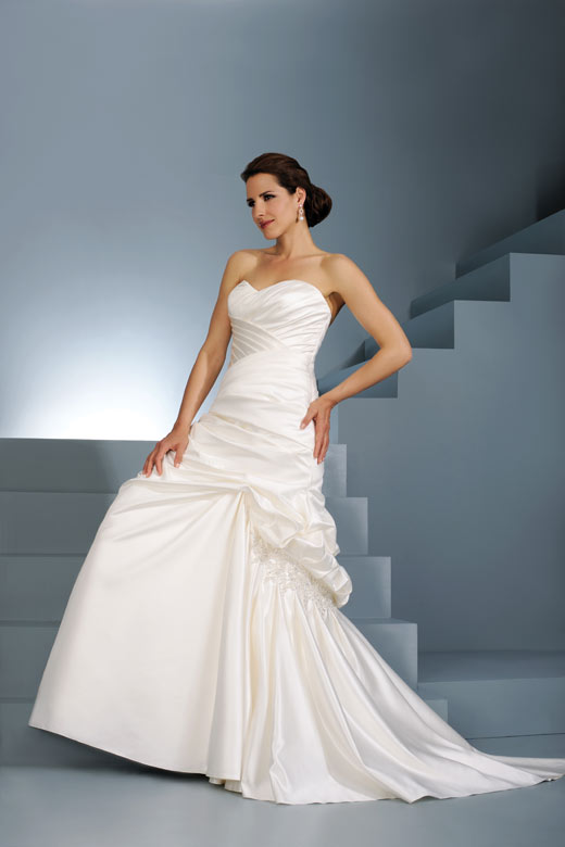 Wedding Dresses Cornwall - Top Trends