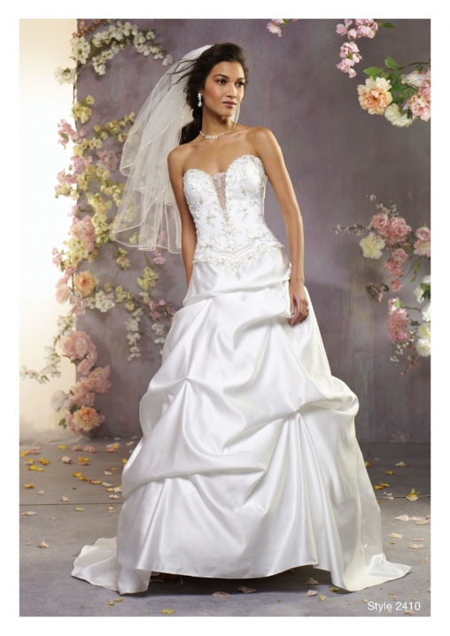 Wedding Dresses - Themed Dresses